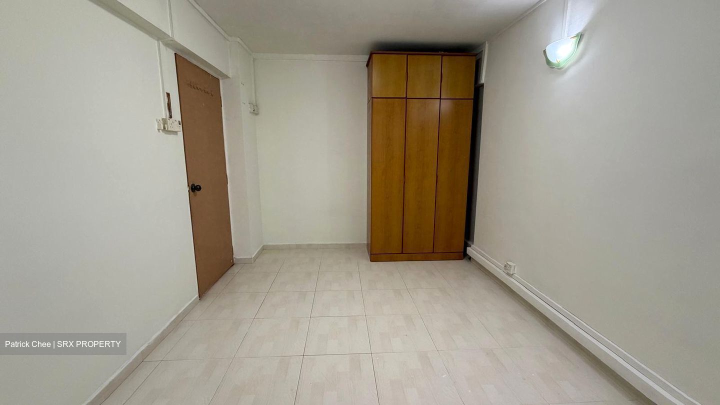 Blk 227 Bukit Batok Central (Bukit Batok), HDB 3 Rooms #525325201